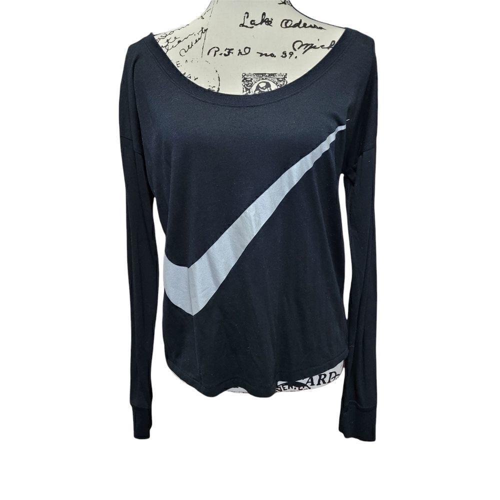 Nike high low long sleeve tee